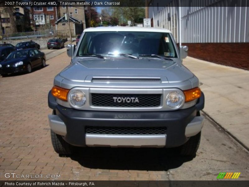 Titanium Metallic / Dark Charcoal 2007 Toyota FJ Cruiser 4WD