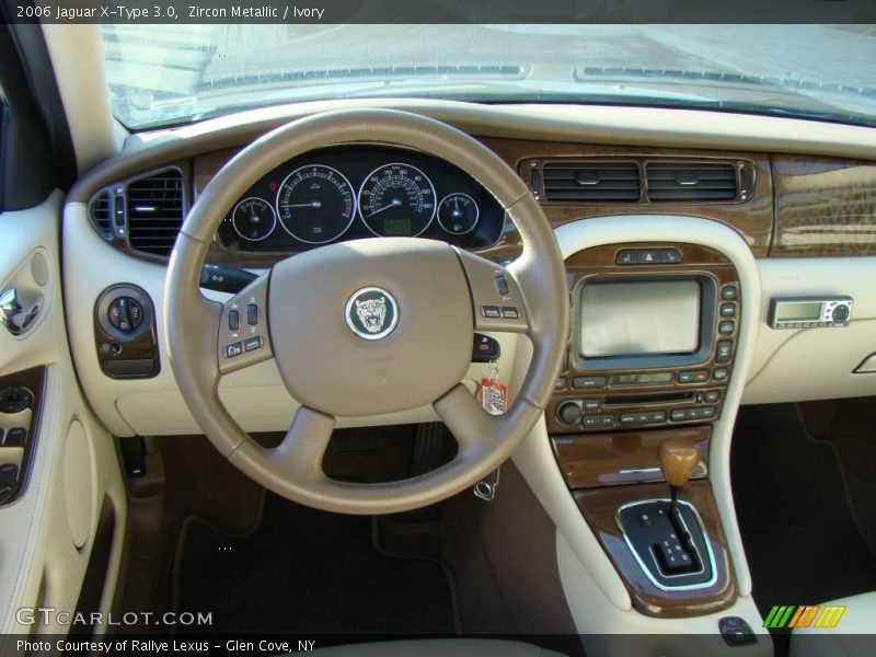 Zircon Metallic / Ivory 2006 Jaguar X-Type 3.0