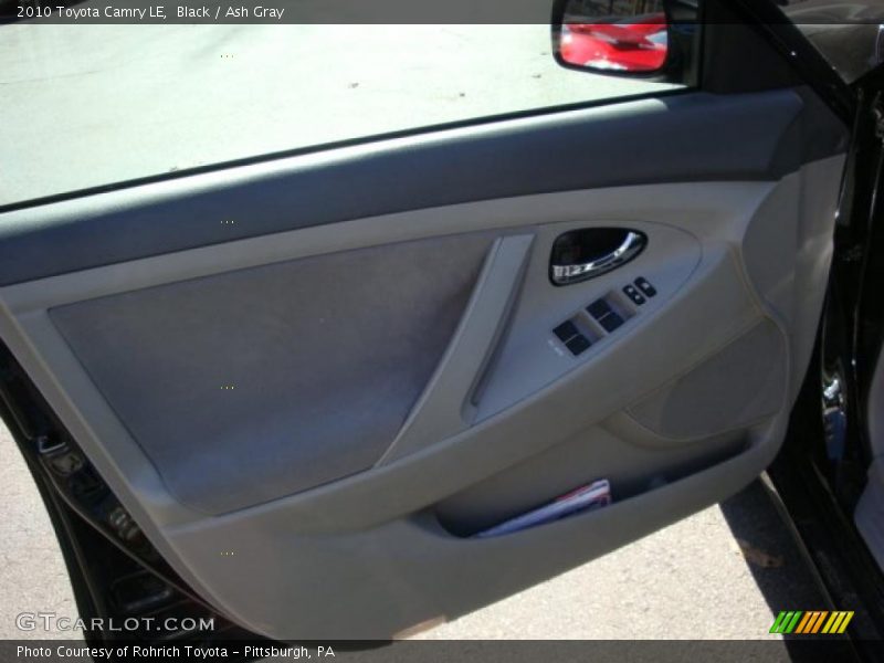 Black / Ash Gray 2010 Toyota Camry LE