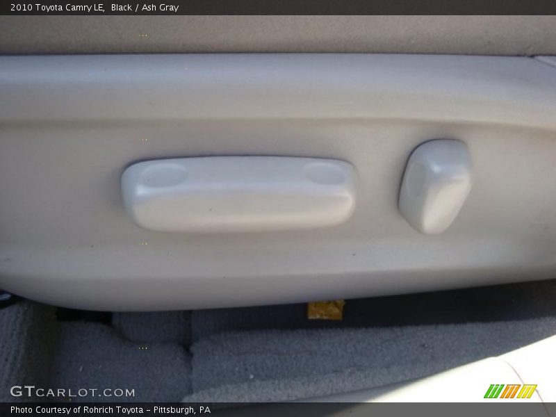 Black / Ash Gray 2010 Toyota Camry LE