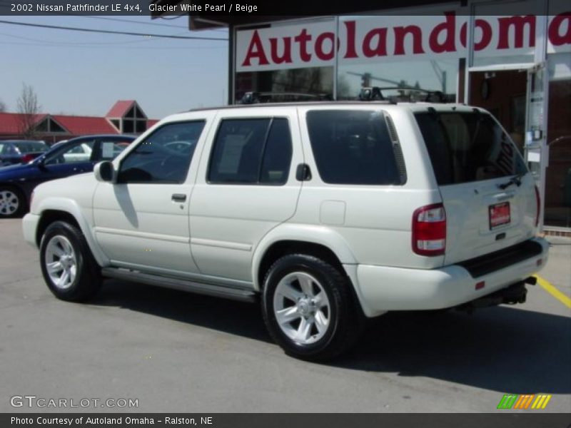 Glacier White Pearl / Beige 2002 Nissan Pathfinder LE 4x4