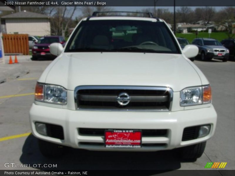 Glacier White Pearl / Beige 2002 Nissan Pathfinder LE 4x4