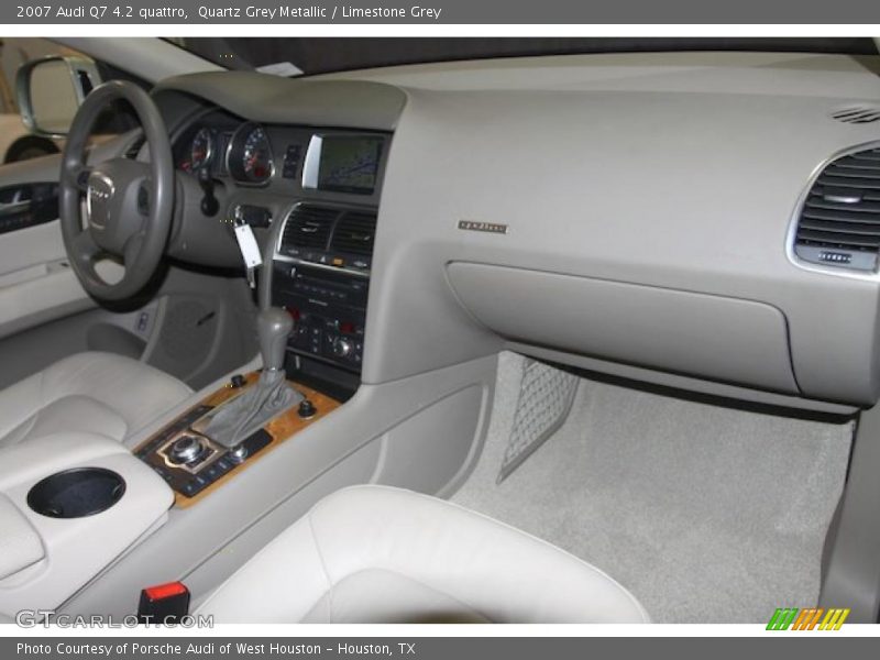 Quartz Grey Metallic / Limestone Grey 2007 Audi Q7 4.2 quattro