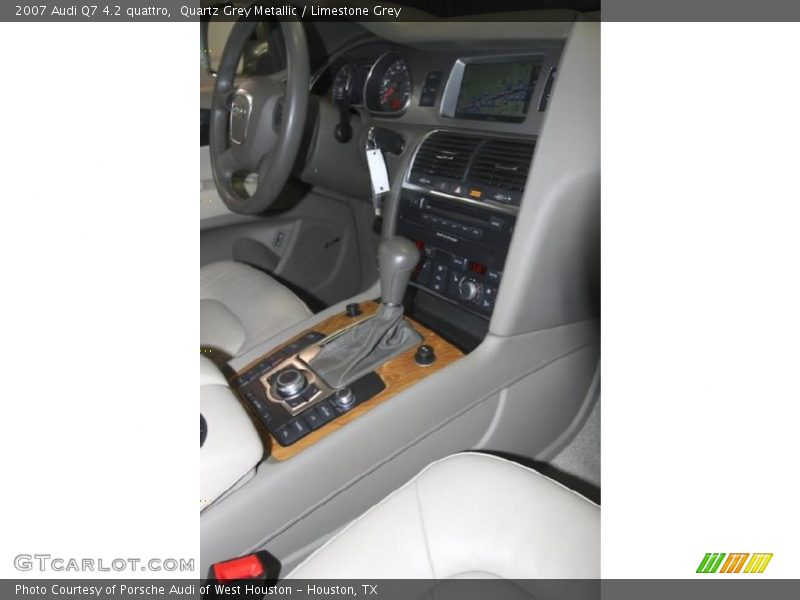 Quartz Grey Metallic / Limestone Grey 2007 Audi Q7 4.2 quattro