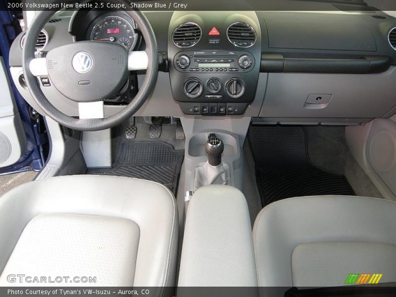 Shadow Blue / Grey 2006 Volkswagen New Beetle 2.5 Coupe