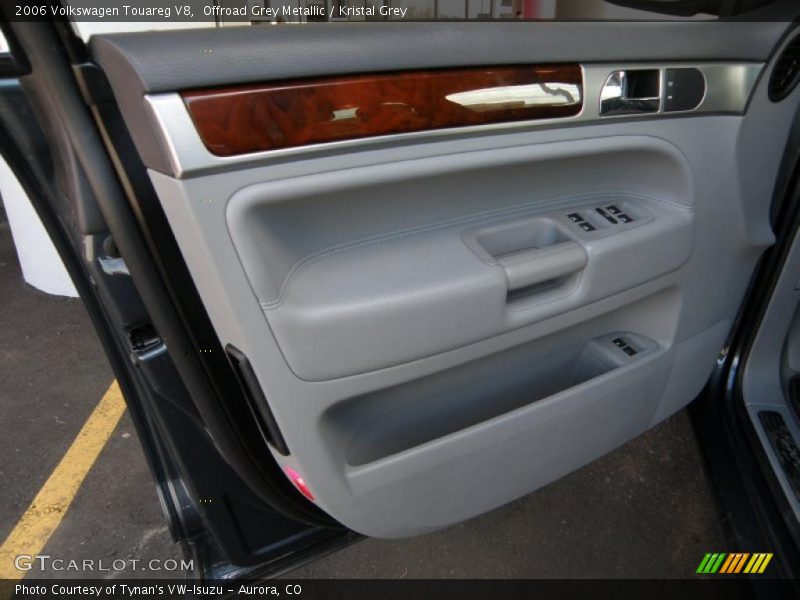 Offroad Grey Metallic / Kristal Grey 2006 Volkswagen Touareg V8