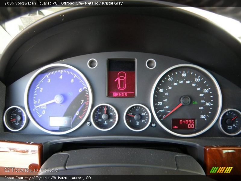 Offroad Grey Metallic / Kristal Grey 2006 Volkswagen Touareg V8