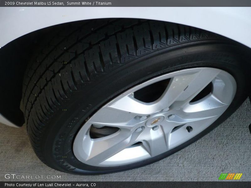 Summit White / Titanium 2009 Chevrolet Malibu LS Sedan