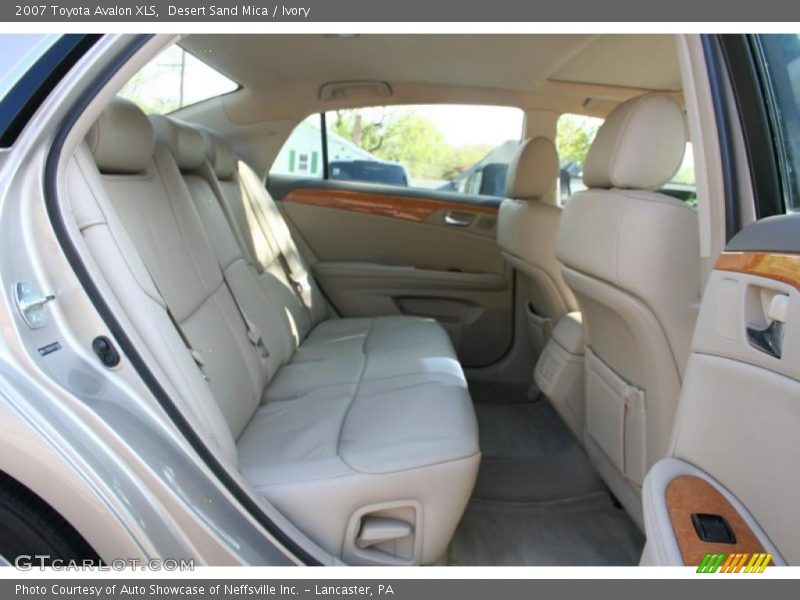 Desert Sand Mica / Ivory 2007 Toyota Avalon XLS