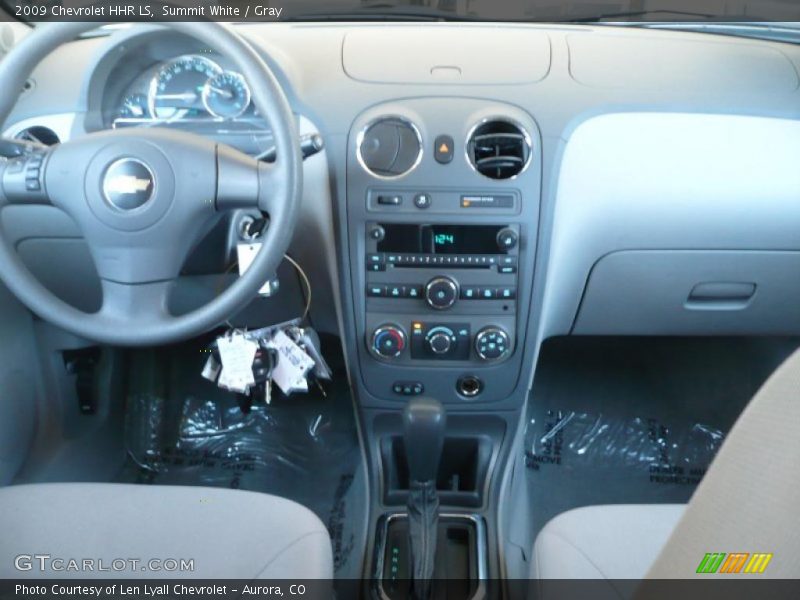 Summit White / Gray 2009 Chevrolet HHR LS