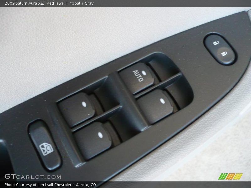 Red Jewel Tintcoat / Gray 2009 Saturn Aura XE