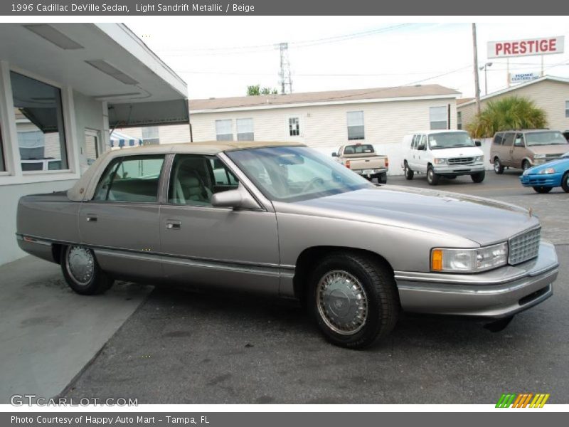 Light Sandrift Metallic / Beige 1996 Cadillac DeVille Sedan