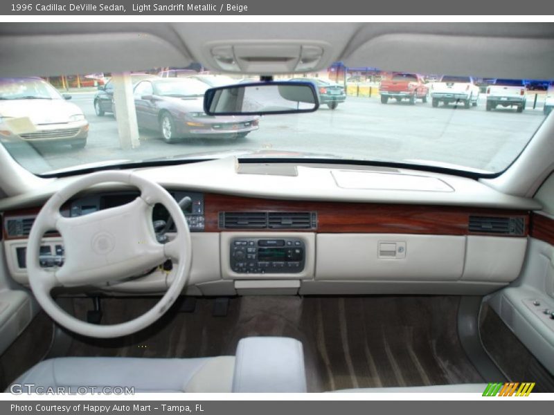 Light Sandrift Metallic / Beige 1996 Cadillac DeVille Sedan