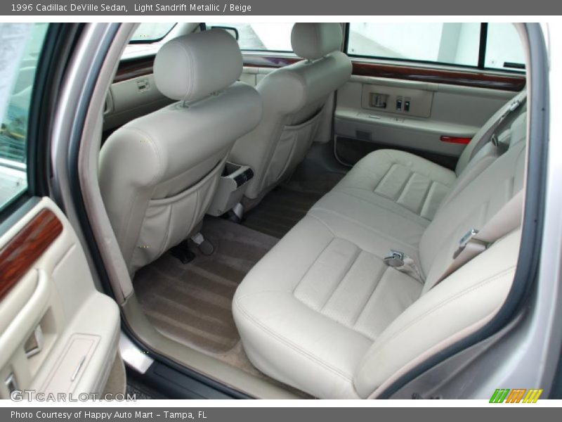 Light Sandrift Metallic / Beige 1996 Cadillac DeVille Sedan