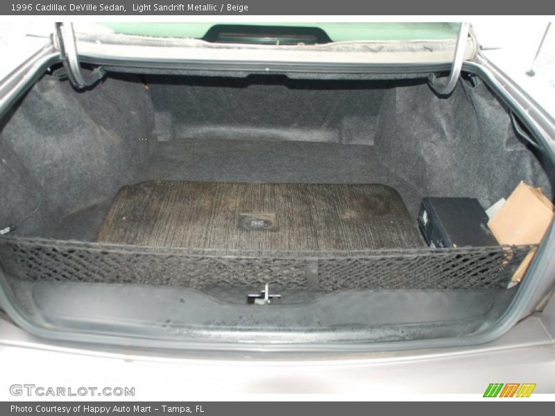 Light Sandrift Metallic / Beige 1996 Cadillac DeVille Sedan