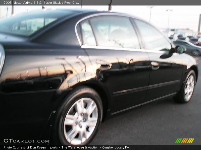 Super Black / Frost Gray 2005 Nissan Altima 2.5 S