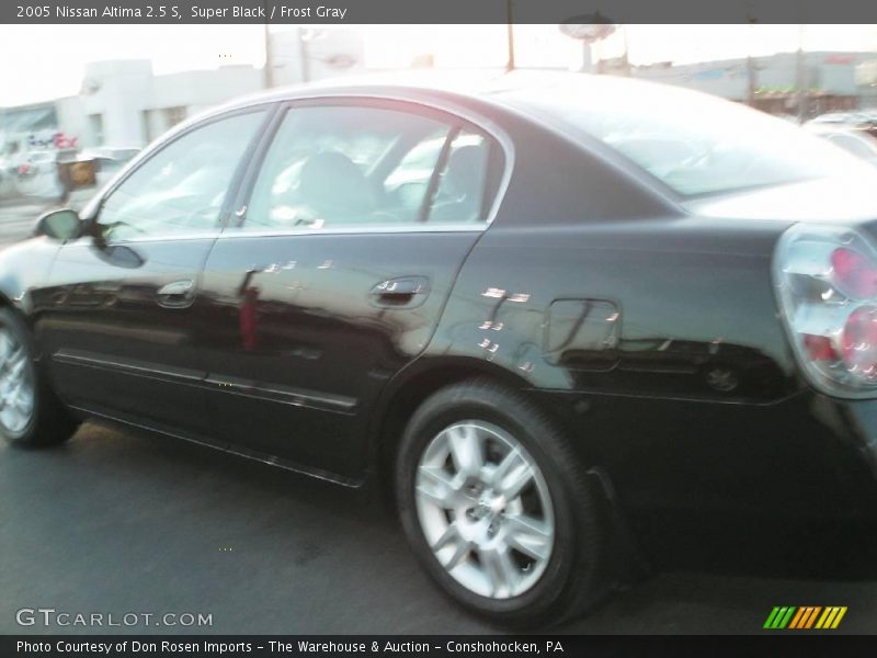 Super Black / Frost Gray 2005 Nissan Altima 2.5 S