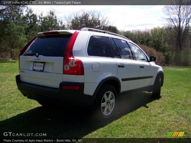 Ice White / Taupe/Light Taupe 2006 Volvo XC90 2.5T