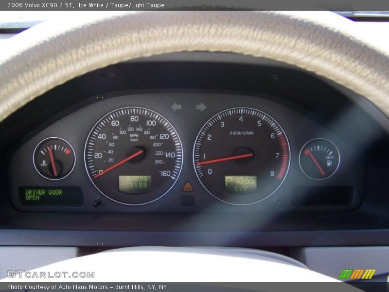 Ice White / Taupe/Light Taupe 2006 Volvo XC90 2.5T