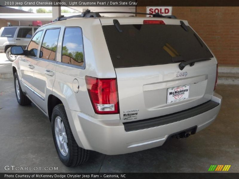 Light Graystone Pearl / Dark Slate Gray 2010 Jeep Grand Cherokee Laredo