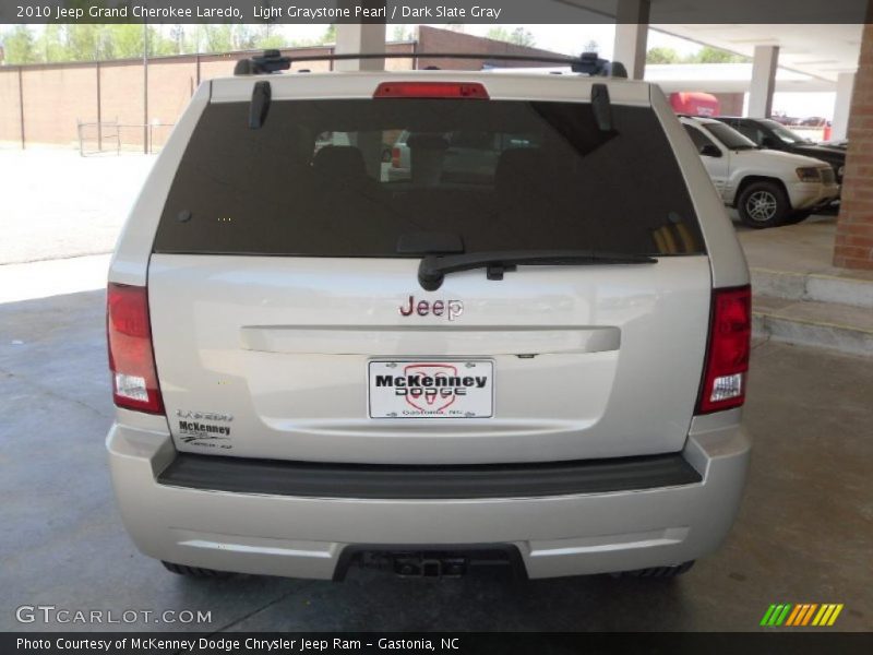 Light Graystone Pearl / Dark Slate Gray 2010 Jeep Grand Cherokee Laredo