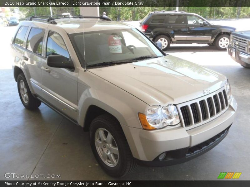 Light Graystone Pearl / Dark Slate Gray 2010 Jeep Grand Cherokee Laredo