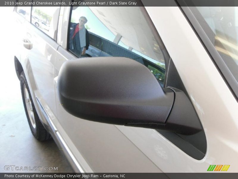 Light Graystone Pearl / Dark Slate Gray 2010 Jeep Grand Cherokee Laredo