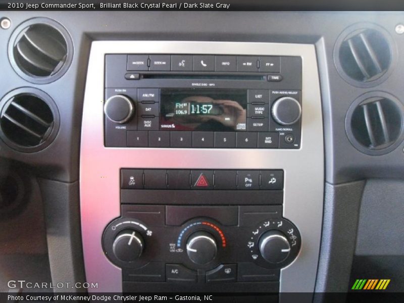 Brilliant Black Crystal Pearl / Dark Slate Gray 2010 Jeep Commander Sport