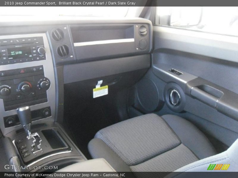Brilliant Black Crystal Pearl / Dark Slate Gray 2010 Jeep Commander Sport