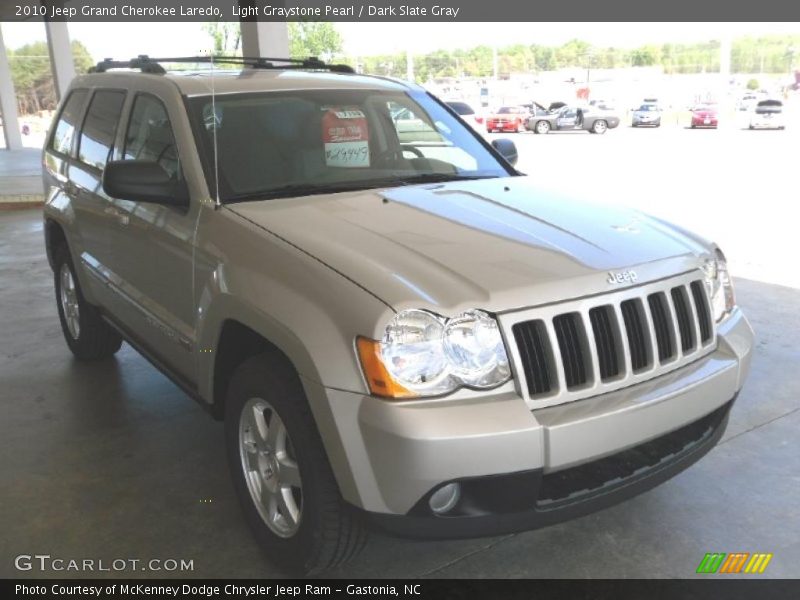 Light Graystone Pearl / Dark Slate Gray 2010 Jeep Grand Cherokee Laredo