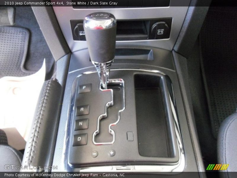 Stone White / Dark Slate Gray 2010 Jeep Commander Sport 4x4