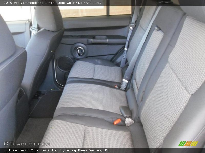 Stone White / Dark Slate Gray 2010 Jeep Commander Sport 4x4