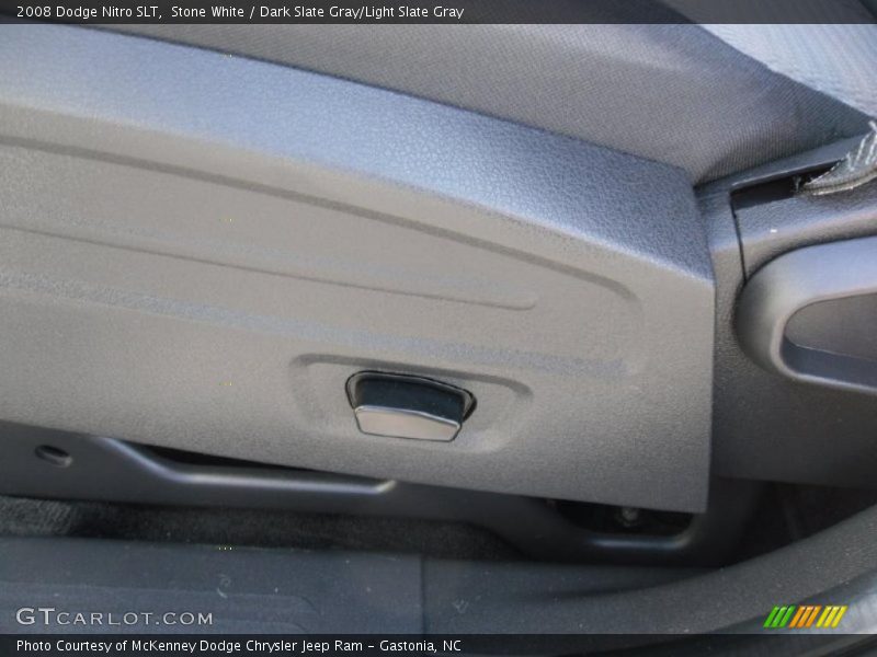 Stone White / Dark Slate Gray/Light Slate Gray 2008 Dodge Nitro SLT
