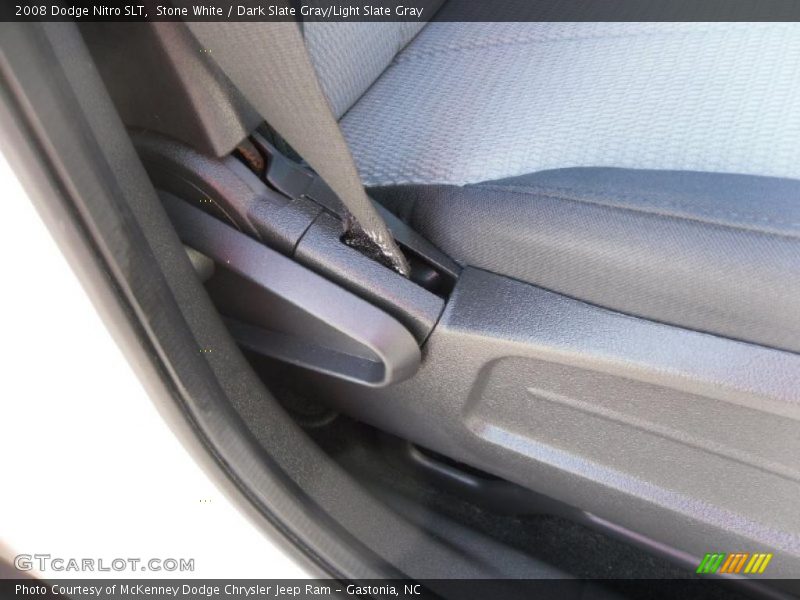 Stone White / Dark Slate Gray/Light Slate Gray 2008 Dodge Nitro SLT