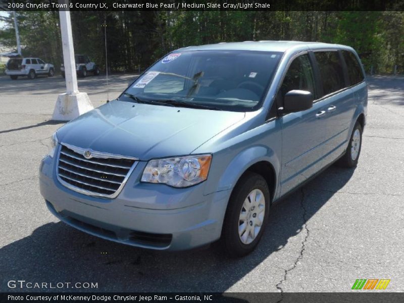 Clearwater Blue Pearl / Medium Slate Gray/Light Shale 2009 Chrysler Town & Country LX