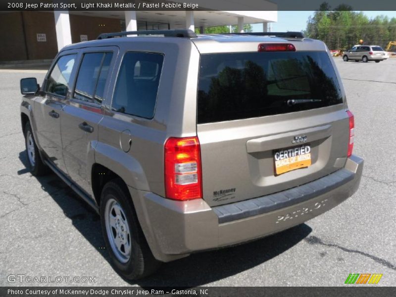 Light Khaki Metallic / Pastel Pebble Beige 2008 Jeep Patriot Sport