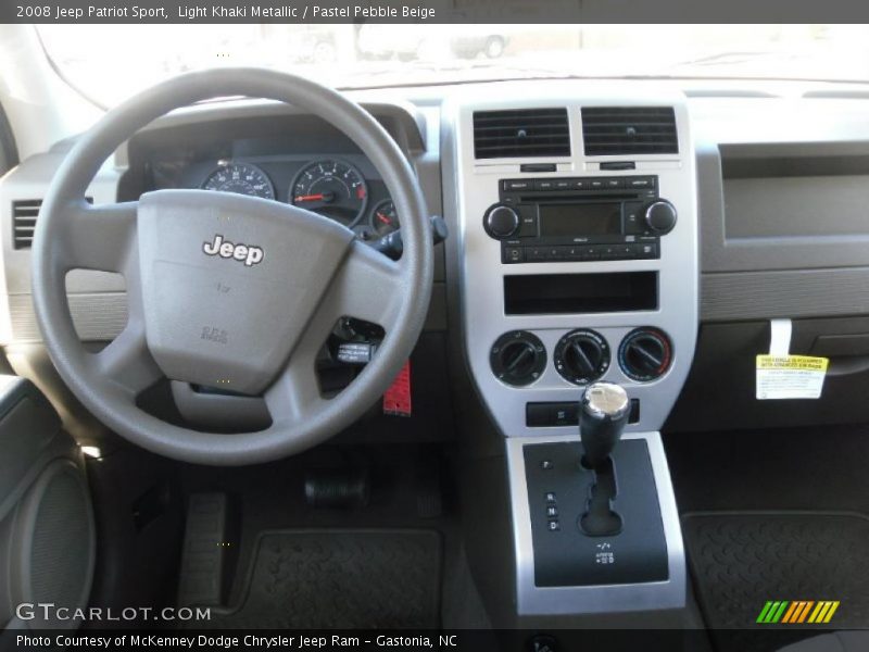Light Khaki Metallic / Pastel Pebble Beige 2008 Jeep Patriot Sport