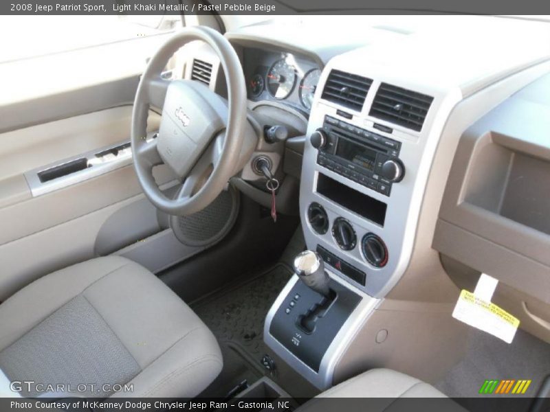 Light Khaki Metallic / Pastel Pebble Beige 2008 Jeep Patriot Sport