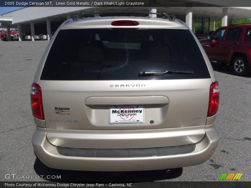 Linen Gold Metallic / Dark Khaki/Light Graystone 2005 Dodge Caravan SXT