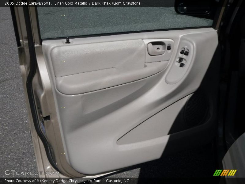 Linen Gold Metallic / Dark Khaki/Light Graystone 2005 Dodge Caravan SXT