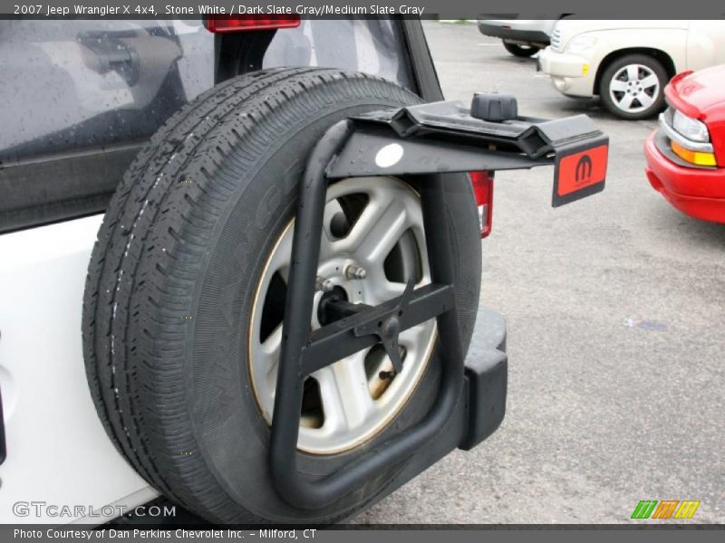 Stone White / Dark Slate Gray/Medium Slate Gray 2007 Jeep Wrangler X 4x4