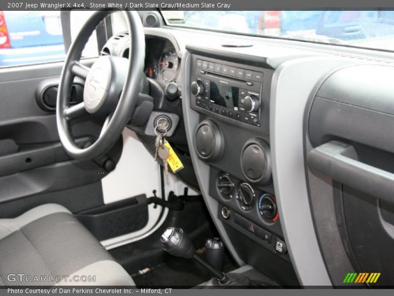 Stone White / Dark Slate Gray/Medium Slate Gray 2007 Jeep Wrangler X 4x4