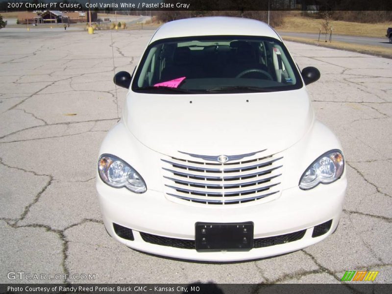 Cool Vanilla White / Pastel Slate Gray 2007 Chrysler PT Cruiser