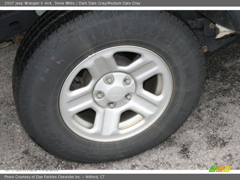 Stone White / Dark Slate Gray/Medium Slate Gray 2007 Jeep Wrangler X 4x4