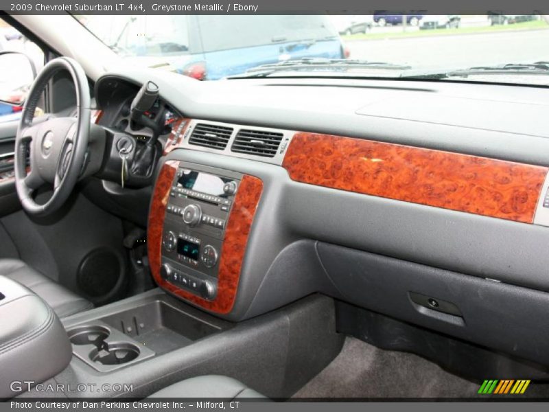 Greystone Metallic / Ebony 2009 Chevrolet Suburban LT 4x4