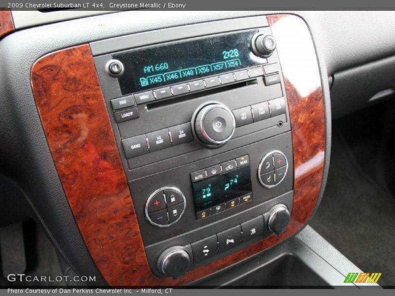 Greystone Metallic / Ebony 2009 Chevrolet Suburban LT 4x4