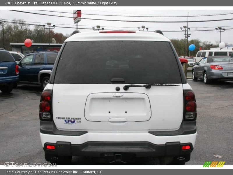 Summit White / Light Gray 2005 Chevrolet TrailBlazer EXT LS 4x4