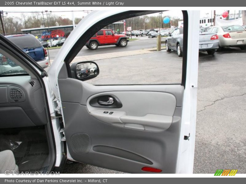 Summit White / Light Gray 2005 Chevrolet TrailBlazer EXT LS 4x4