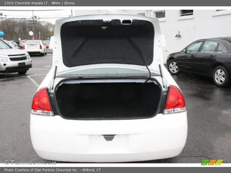White / Ebony 2009 Chevrolet Impala LT