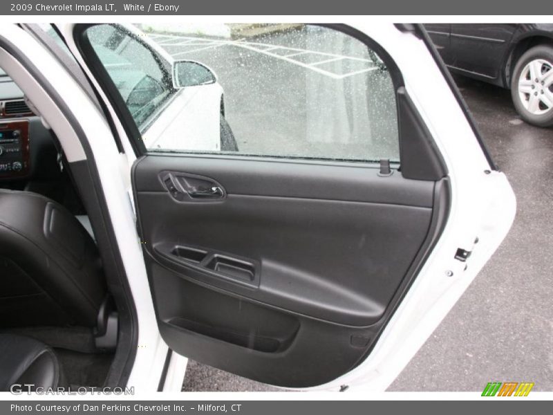 White / Ebony 2009 Chevrolet Impala LT